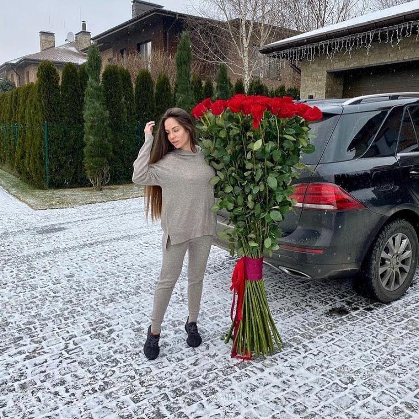 101 роза 170 см Большие розы 170 см